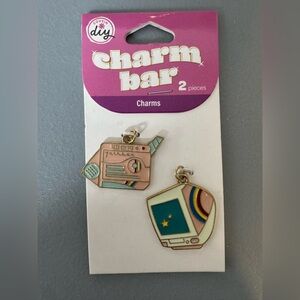 🛍️Any 5 items for $15 🛍️ charm bar vintage camera and computer charms